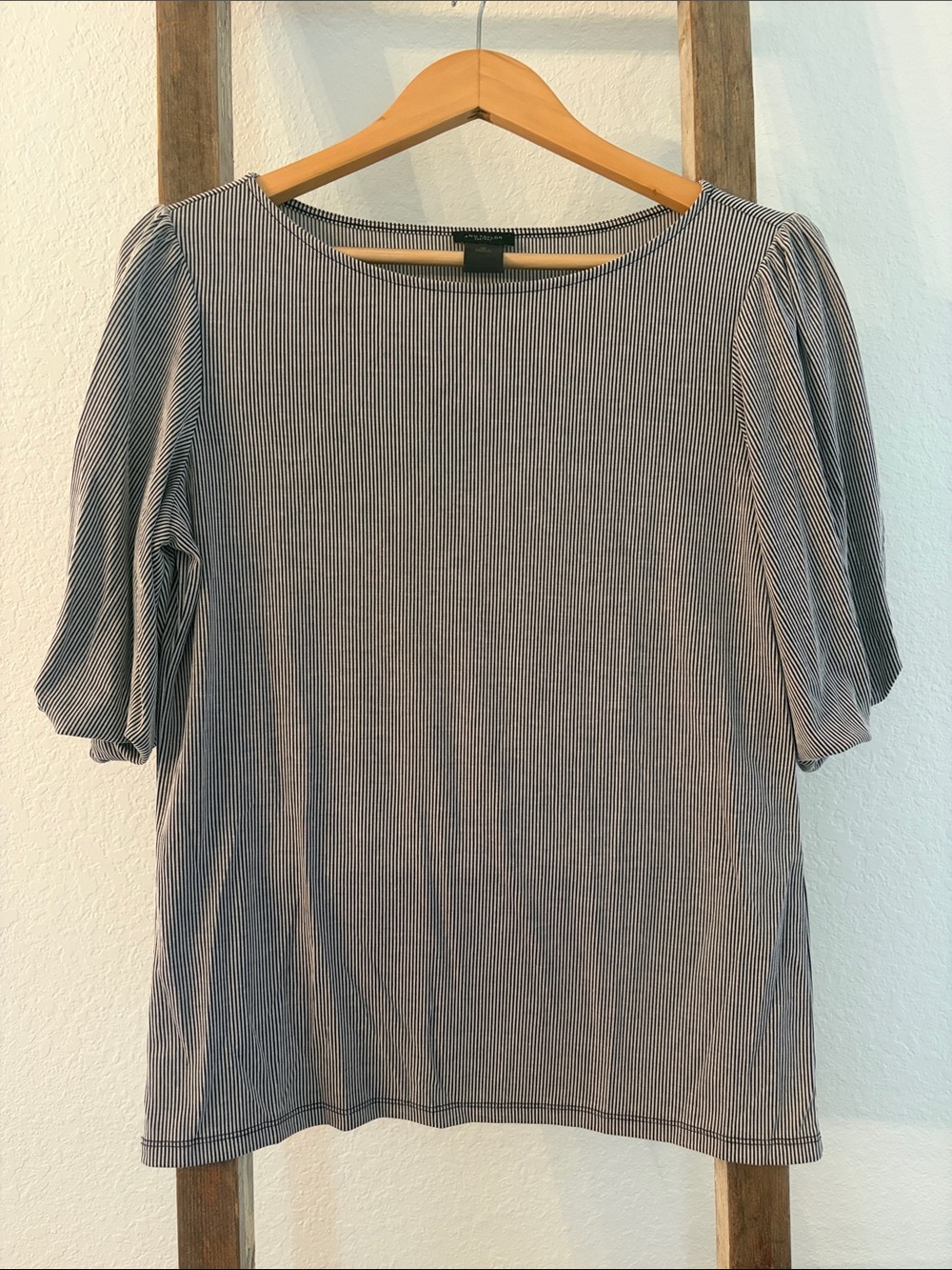 Ann Taylor Striped Puff-Sleeve Women's Top - Gray/White